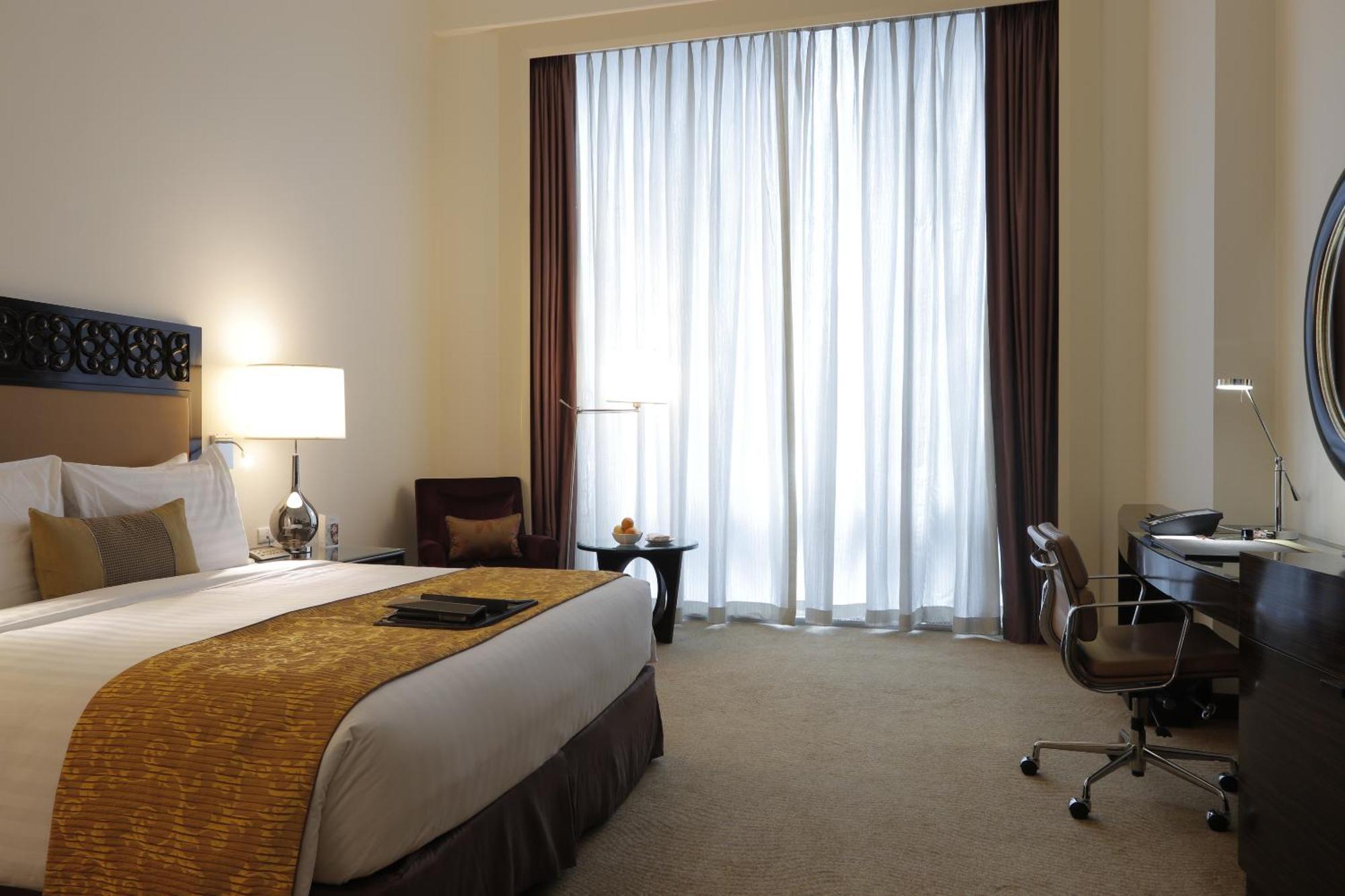 Deluxe Kamer met Kingsize Bed - Uitzicht op Zwembad