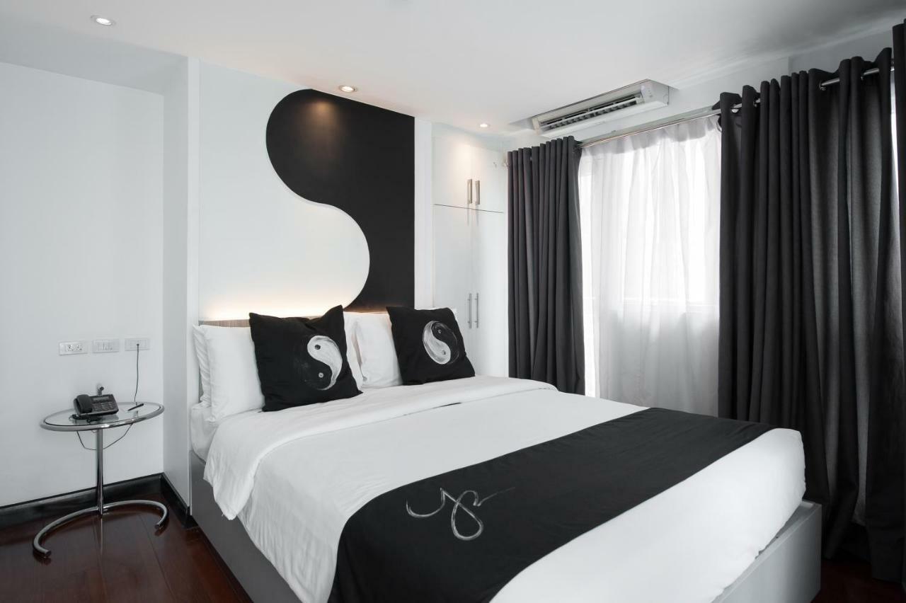 Studio met Queensize Bed