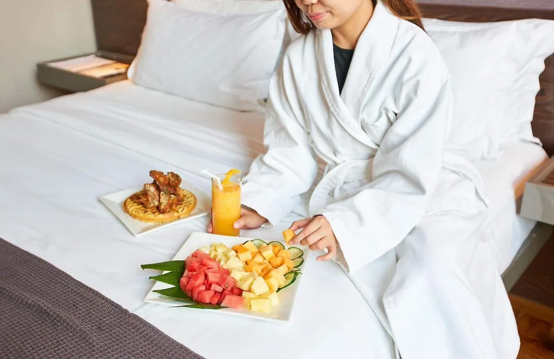 Ramada Encore By Wyndham Makati-1