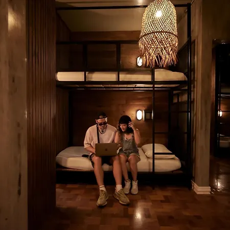 Connector Hostel-3
