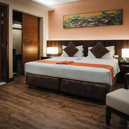 Ramada By Wyndham Manila Central-2